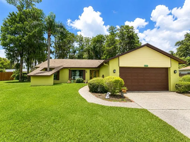 Popular A REP OF FAIRWAY SPGS Real Estate