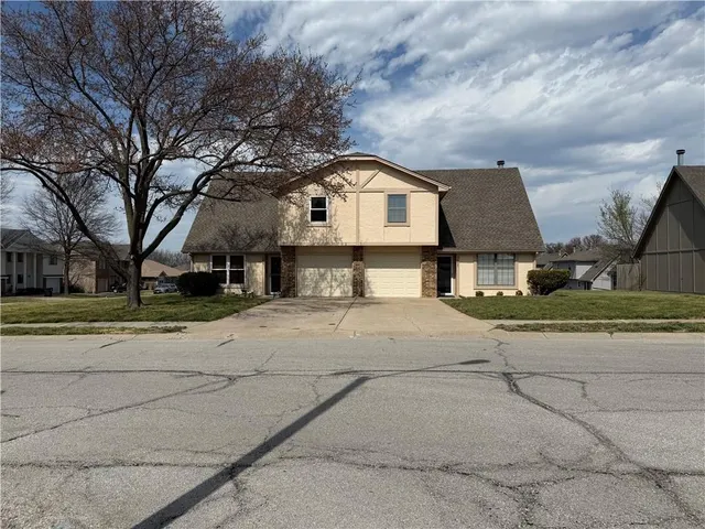 Popular Pinebrook Real Estate