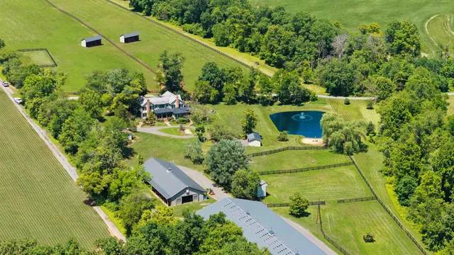 Popular Poolesville Outside Real Estate