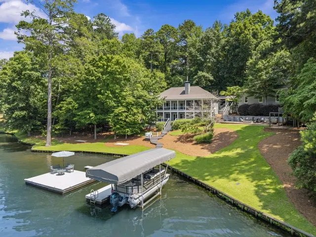 Popular Reynolds Lake Oconee Real Estate