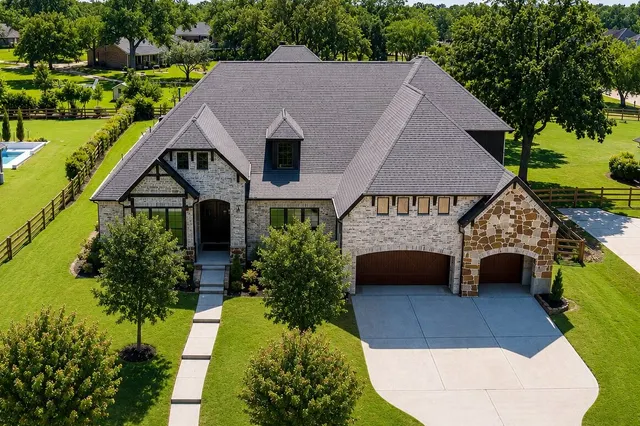 Popular Fulshear Run Sec 1 Real Estate