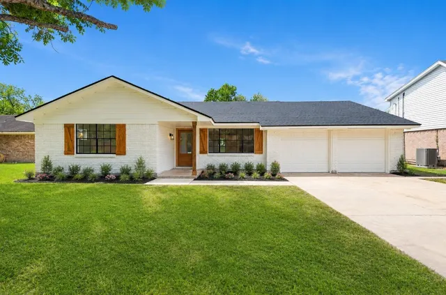 Popular Bayou Meadows Real Estate