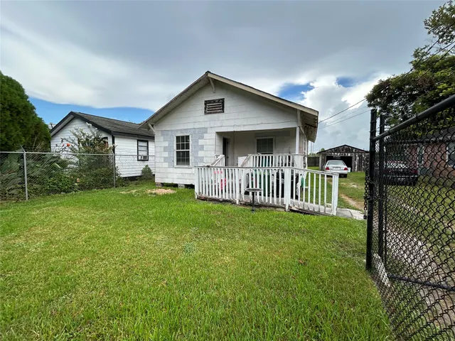 Popular Marshall Terrace Real Estate
