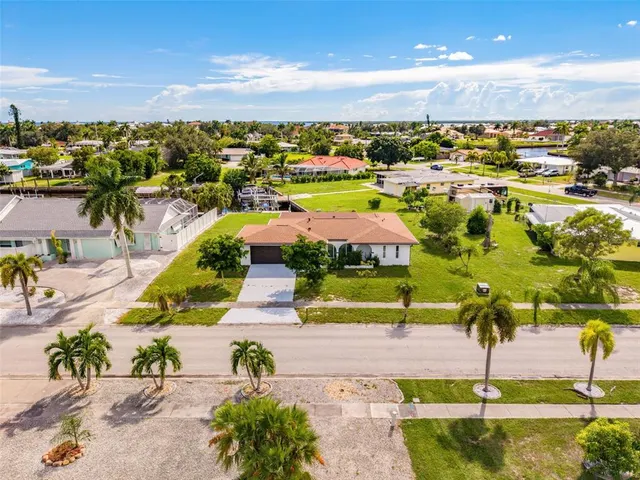 Cheap PORT CHARLOTTE SEC 040 Real Estate