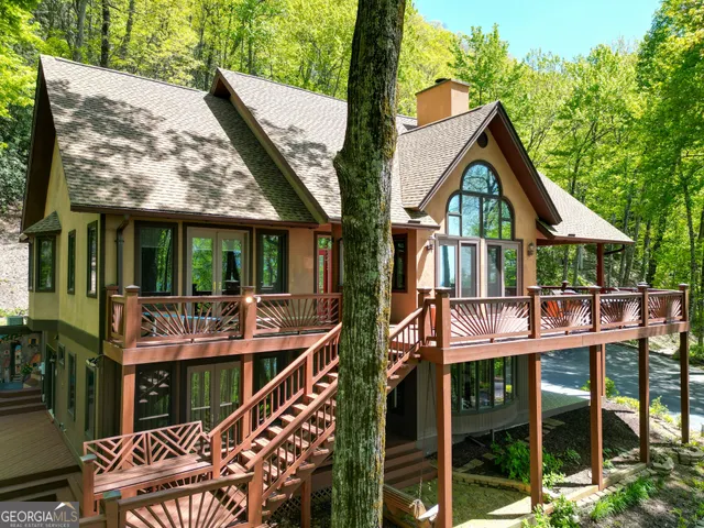 Popular Charlie Mountain Retreat Real Estate