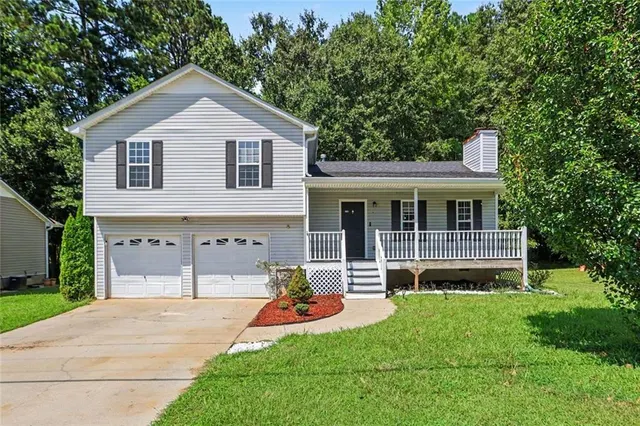 Popular RIVER TRACE -VR Real Estate