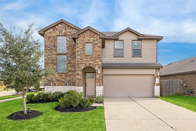 Popular Lakeview Retreat Real Estate
