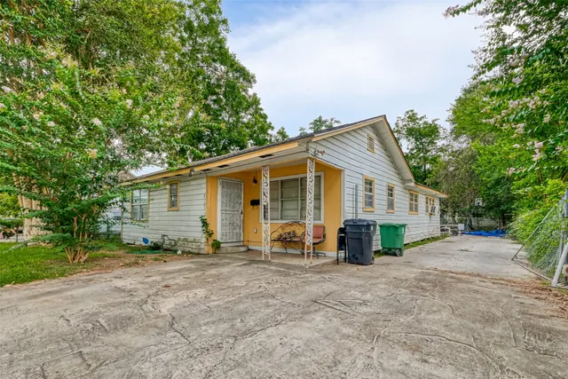 Popular Oxford Place Real Estate