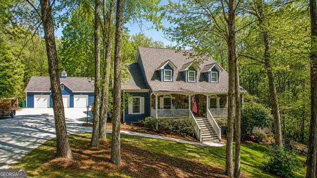Expensive Clayton Community Estates Real Estate