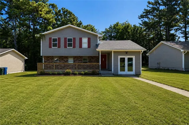 Popular Steeple Chase Real Estate