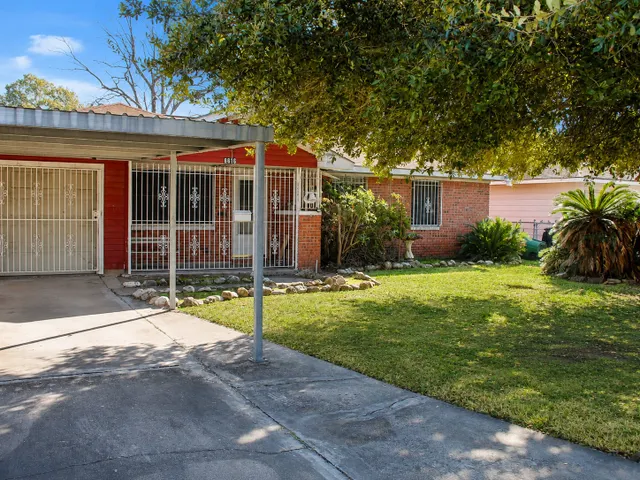 Popular Robert H Ray Real Estate