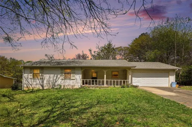 Popular Carriage Trace Real Estate