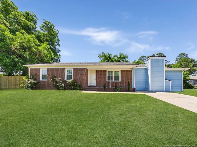Expensive Barwin Estates Real Estate
