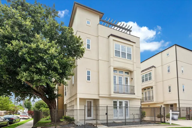 Popular Genesse West Drew Crossing Real Estate