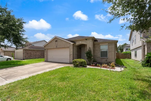 Popular Crescent Park Village Real Estate