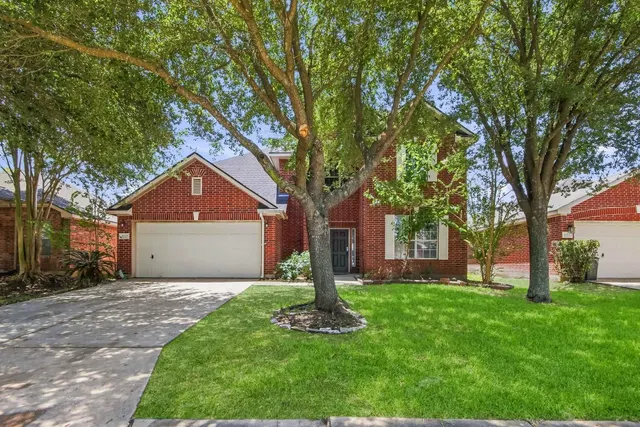Popular Green Oak Park Real Estate