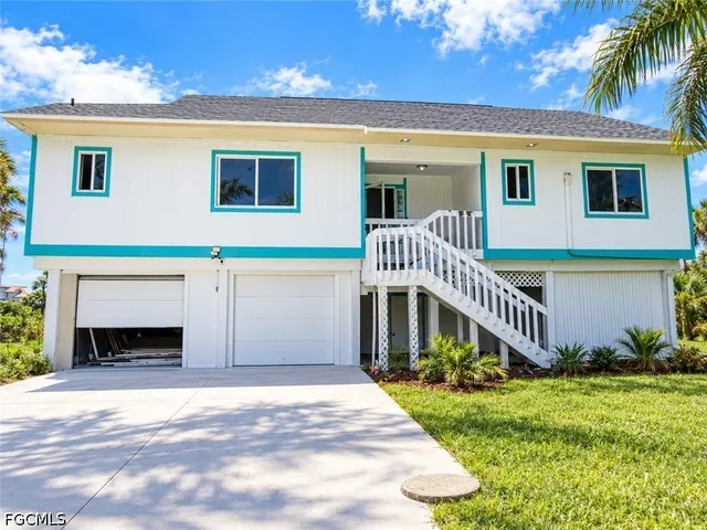 Popular LAKE MUREX Real Estate