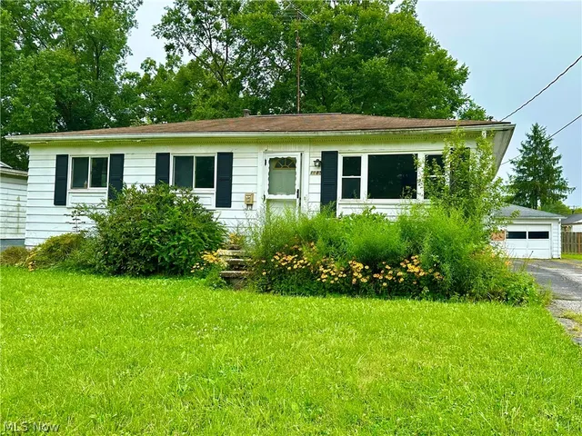 Cheap Starlite Estates Real Estate