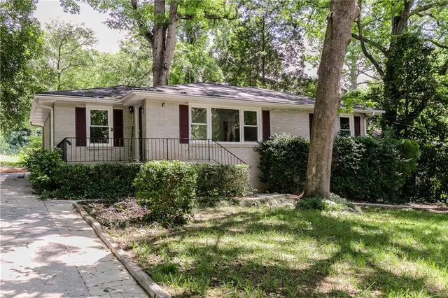 Popular Marjorie Manor Real Estate