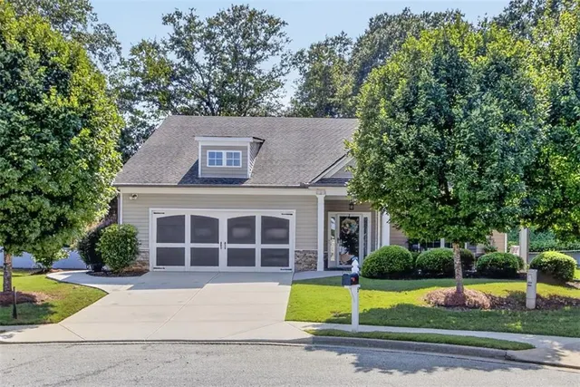 Popular VILLAS AT WINDER PHASE II Real Estate