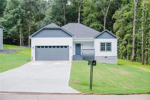 Popular Stockbridge Real Estate