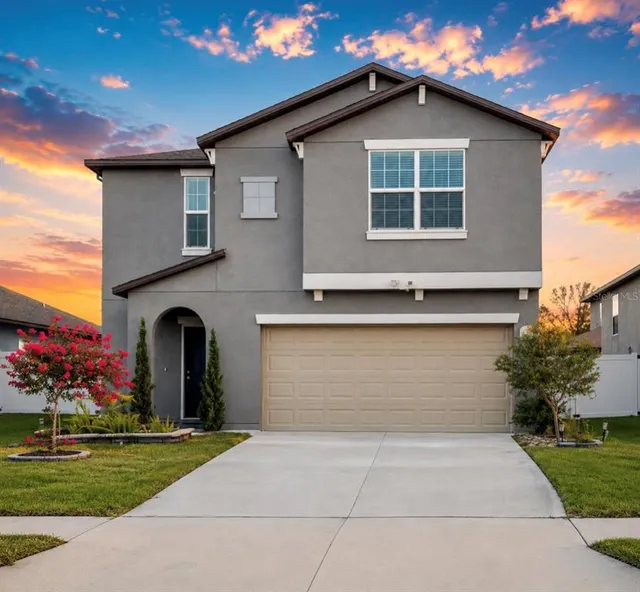 Popular ABBOTT SQUARE PH 2 Real Estate