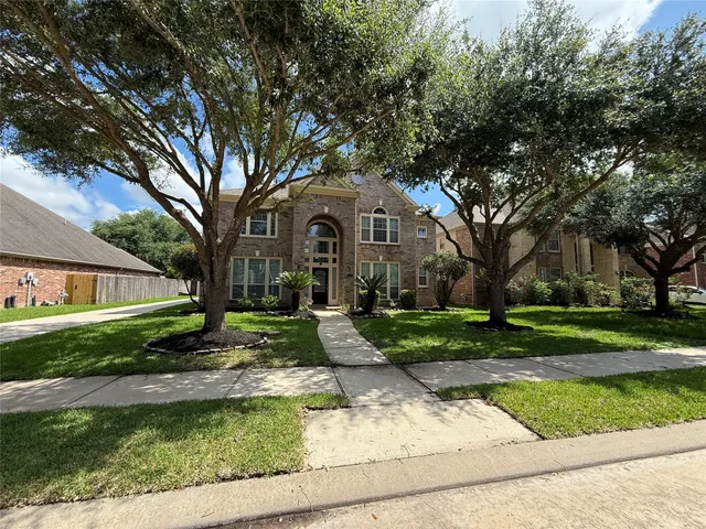 Popular Pine Mill Ranch Real Estate