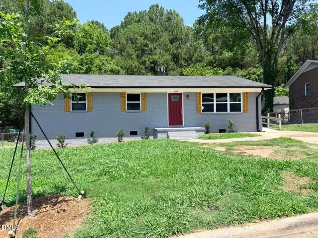 Popular Riddle Heights Real Estate