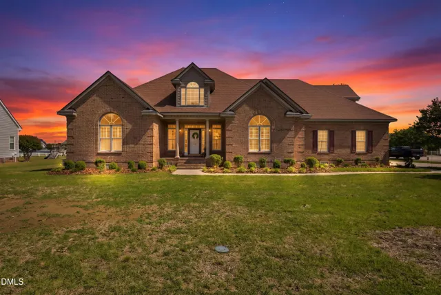 Popular Lake Haven Real Estate