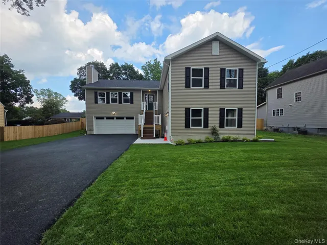 Popular Maybrook Real Estate