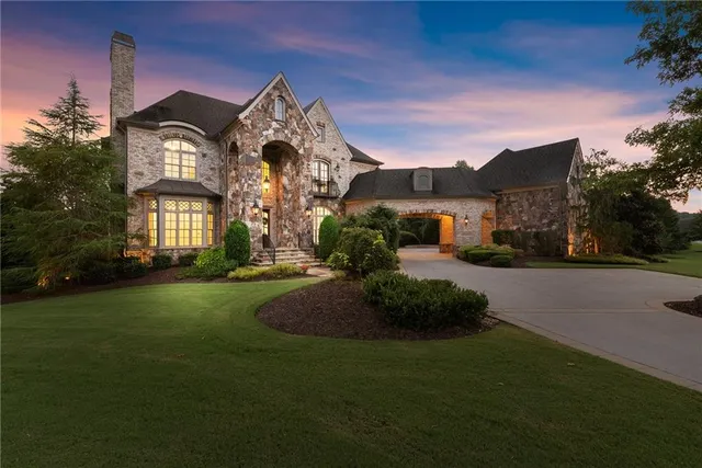Cheap Mayfair Estates Real Estate