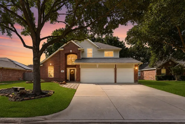 Popular Devonshire Woods Sec 3 Real Estate