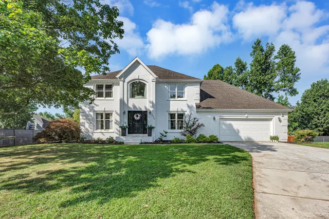 Popular Wood Bridge Estates Real Estate