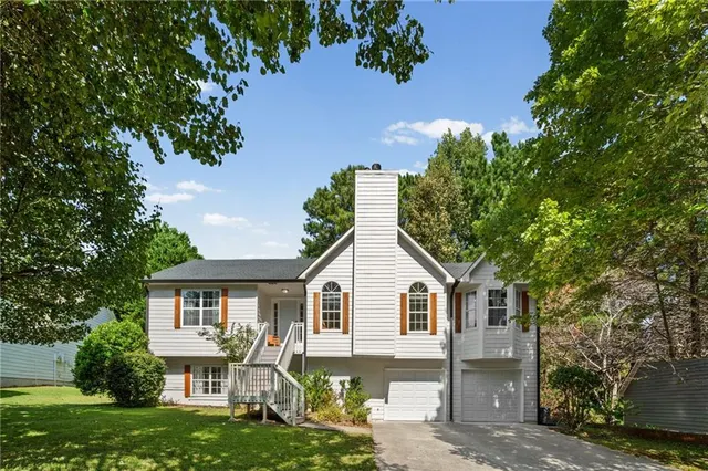Popular Abbots Glen Real Estate