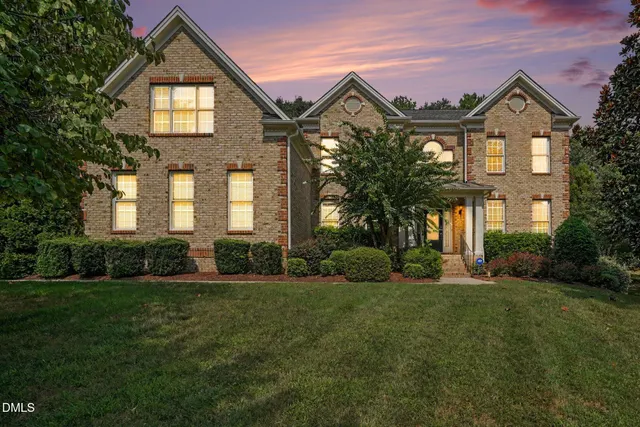Popular The Oaks at Meadowridge Real Estate