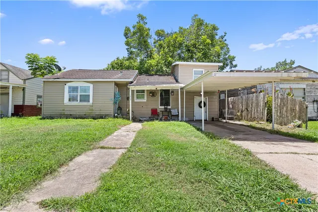 Cheap Parkwood Real Estate