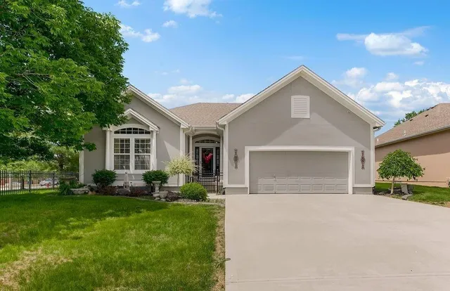 Popular Sunny Pointe Real Estate