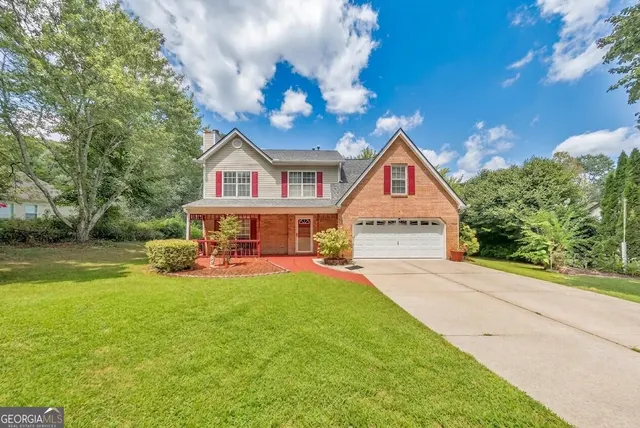 Popular Waverly Commons Real Estate