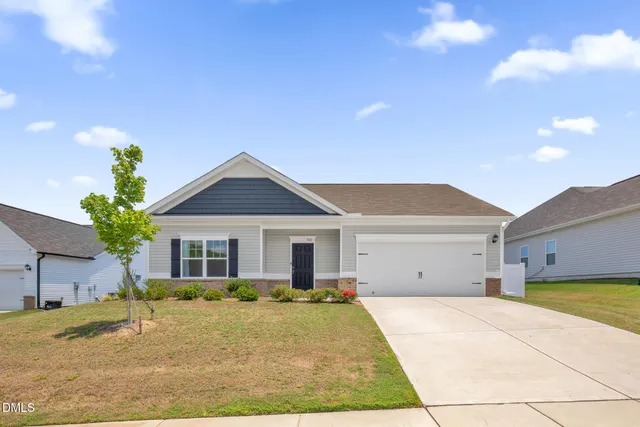 Expensive Brantley Place Real Estate