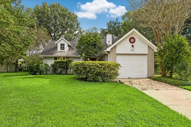 Popular Countryplace Real Estate
