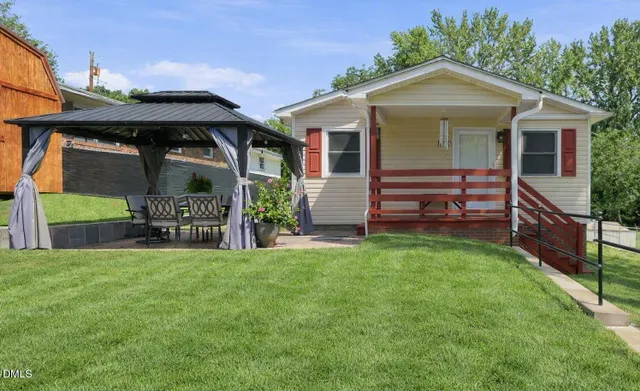 Popular Azalea Real Estate
