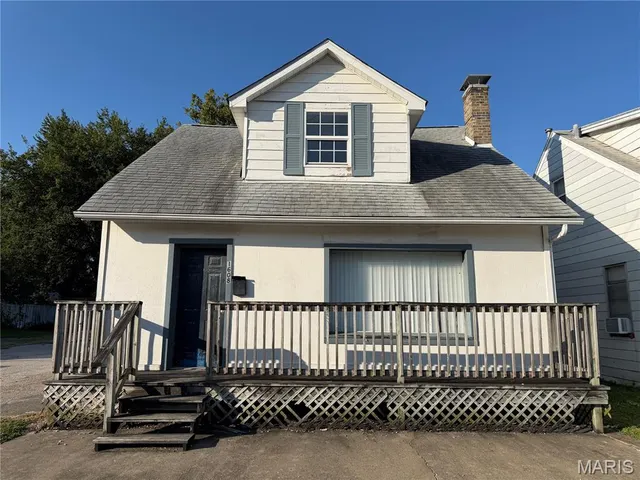 Popular Kirchers Add Real Estate