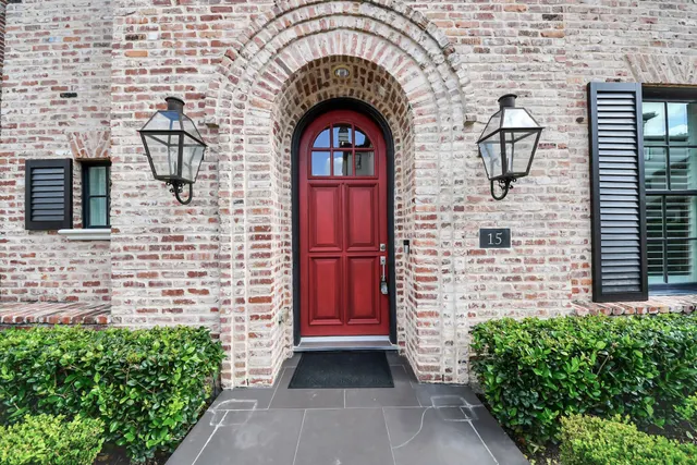 Popular Southside Circle Real Estate