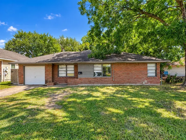 Cheap South Acre Manor Real Estate