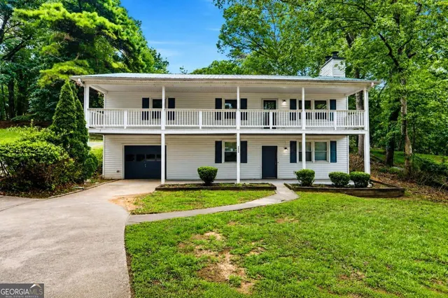 Cheap Pinecrest Real Estate