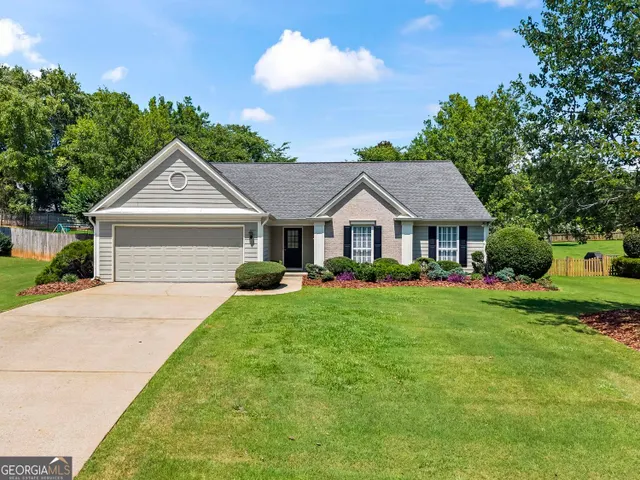 Cheap SUMMIT AT BROOKWOOD Real Estate