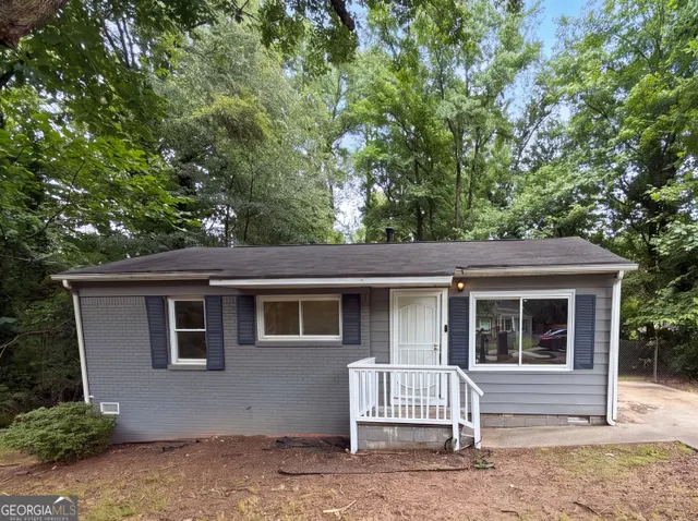 Cheap Larch Wood Real Estate