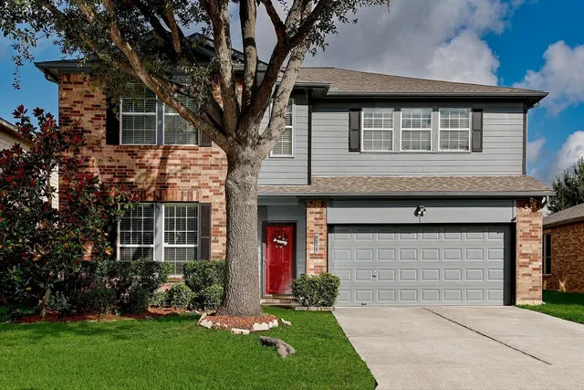 Popular Willow Dell Sec 03 Real Estate