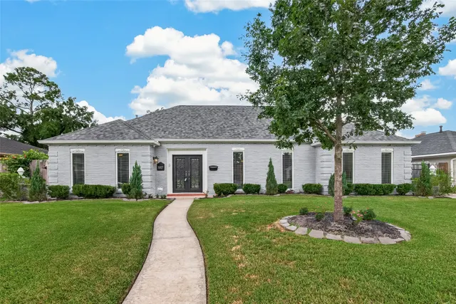 Popular Candlelight Estates Real Estate