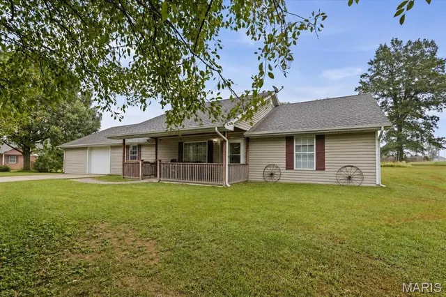 Cheap New Bloomfield Real Estate